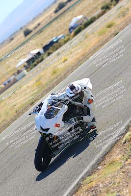 media/Oct-15-2023-TrackXperience (Sun) [[85198ff50b]]/Group 3/session 4 turn 3/